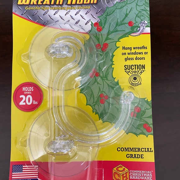 2 suction Wreath hangers for glass doors or windows - Picture 2 of 4